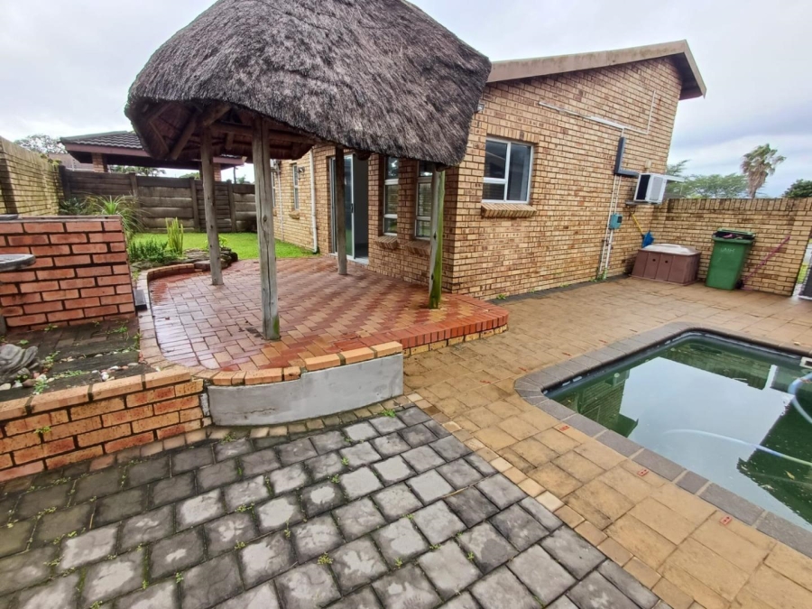 2 Bedroom Property for Sale in Arboretum KwaZulu-Natal