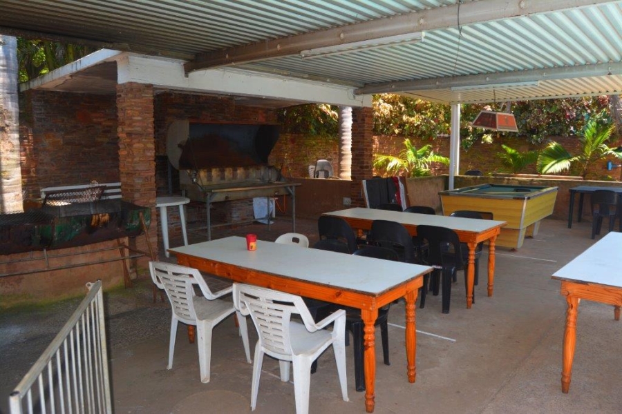 Commercial Property for Sale in Oslo Beach KwaZulu-Natal