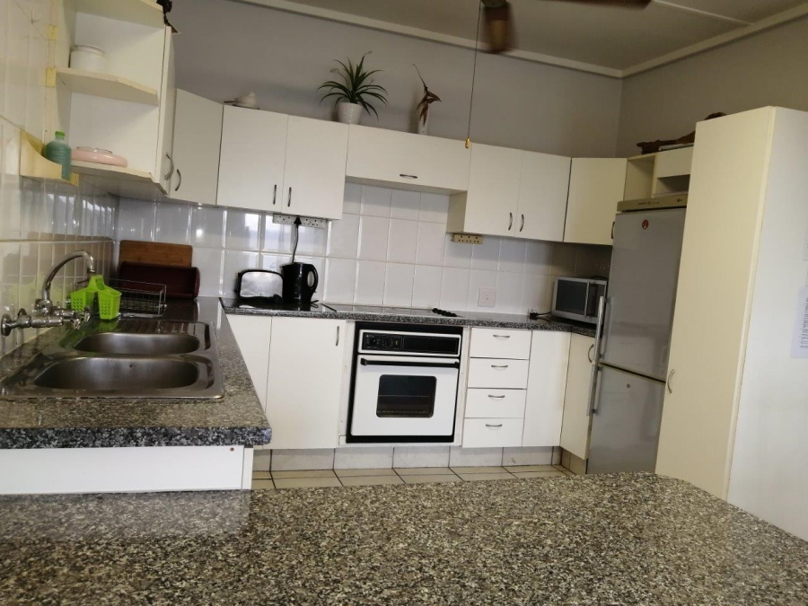 3 Bedroom Property for Sale in Uvongo KwaZulu-Natal
