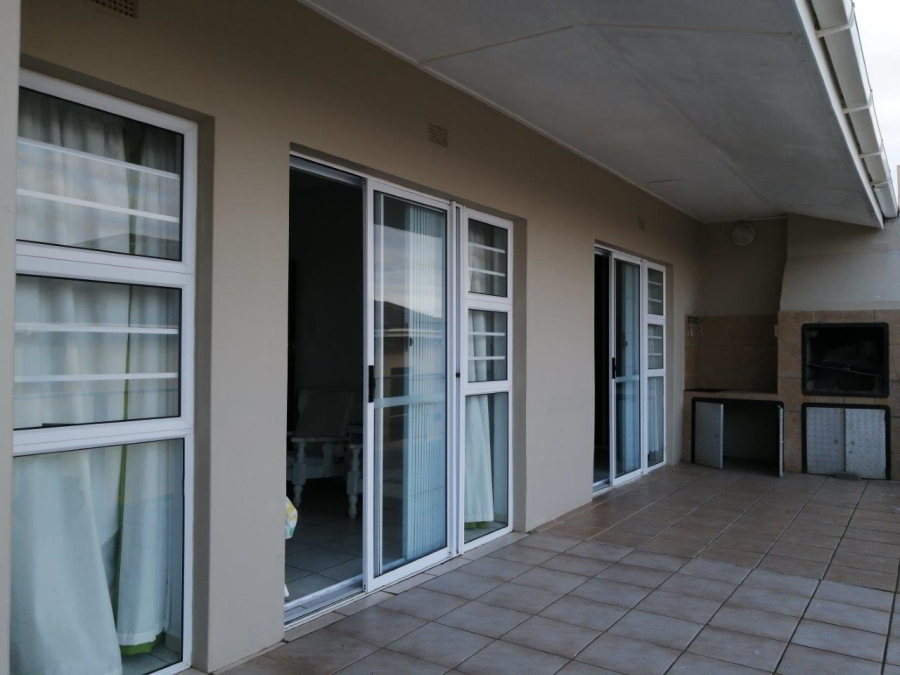 3 Bedroom Property for Sale in Uvongo KwaZulu-Natal
