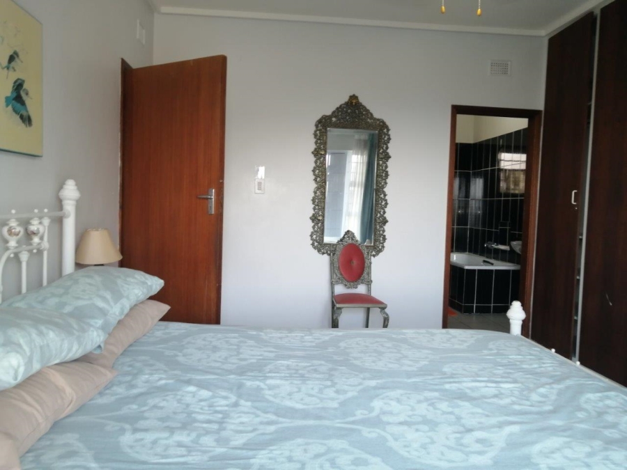 3 Bedroom Property for Sale in Uvongo KwaZulu-Natal