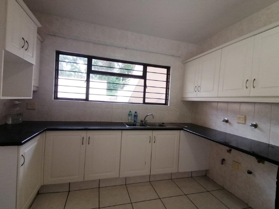 4 Bedroom Property for Sale in St Michaels On Sea KwaZulu-Natal