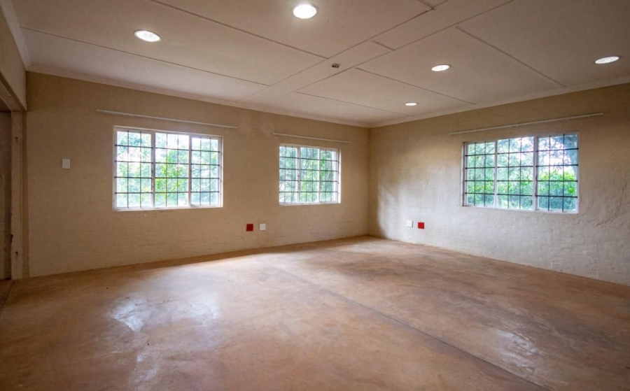 Commercial Property for Sale in Bothas Hill KwaZulu-Natal