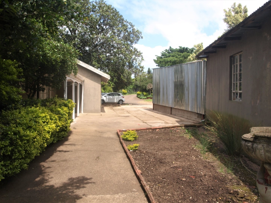 Commercial Property for Sale in Bothas Hill KwaZulu-Natal