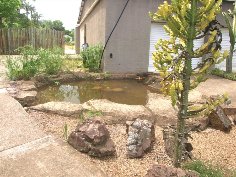 Commercial Property for Sale in Bothas Hill KwaZulu-Natal