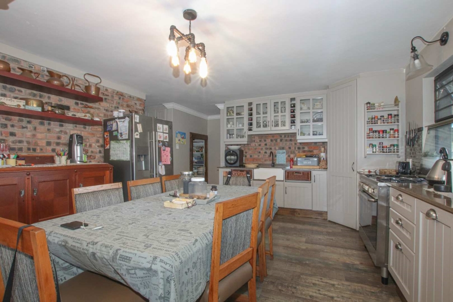 8 Bedroom Property for Sale in Umhlanga KwaZulu-Natal