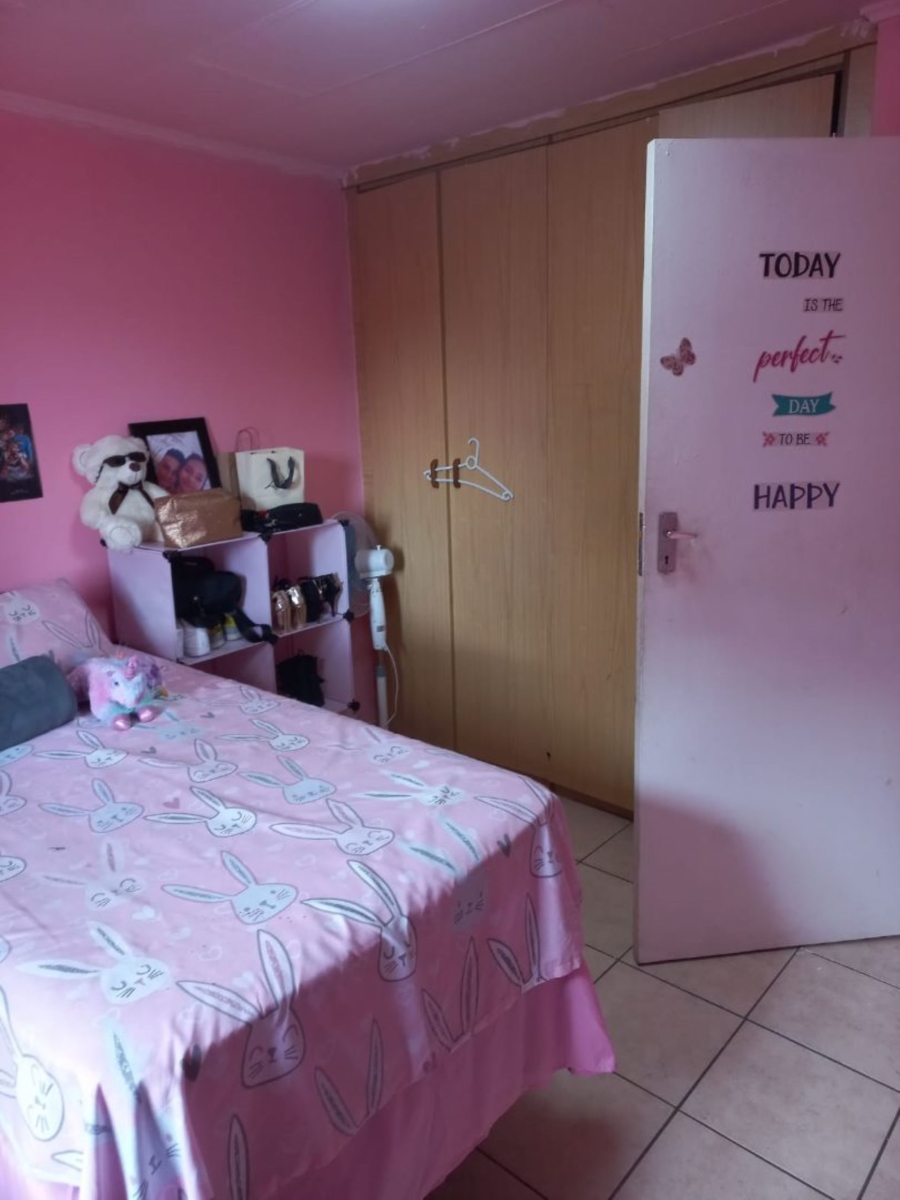 3 Bedroom Property for Sale in Brackenham KwaZulu-Natal