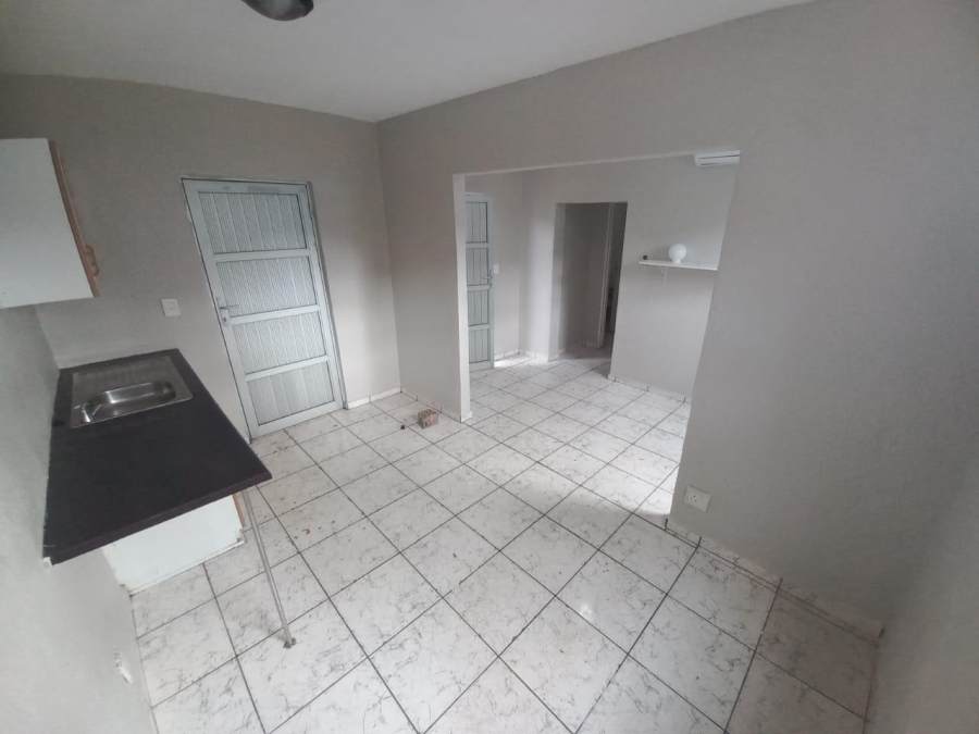 To Let 1 Bedroom Property for Rent in Meer En See KwaZulu-Natal