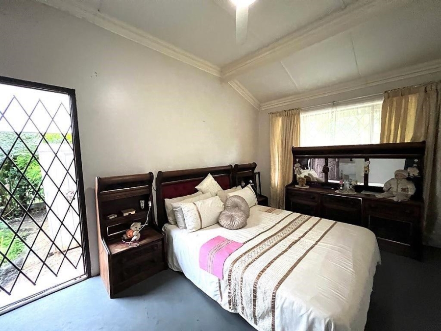 4 Bedroom Property for Sale in St Michaels On Sea KwaZulu-Natal