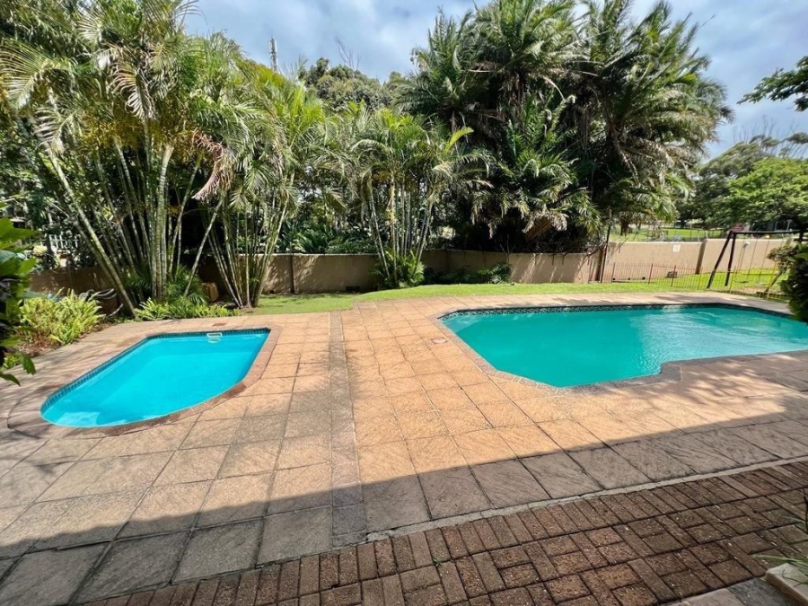 2 Bedroom Property for Sale in Uvongo KwaZulu-Natal