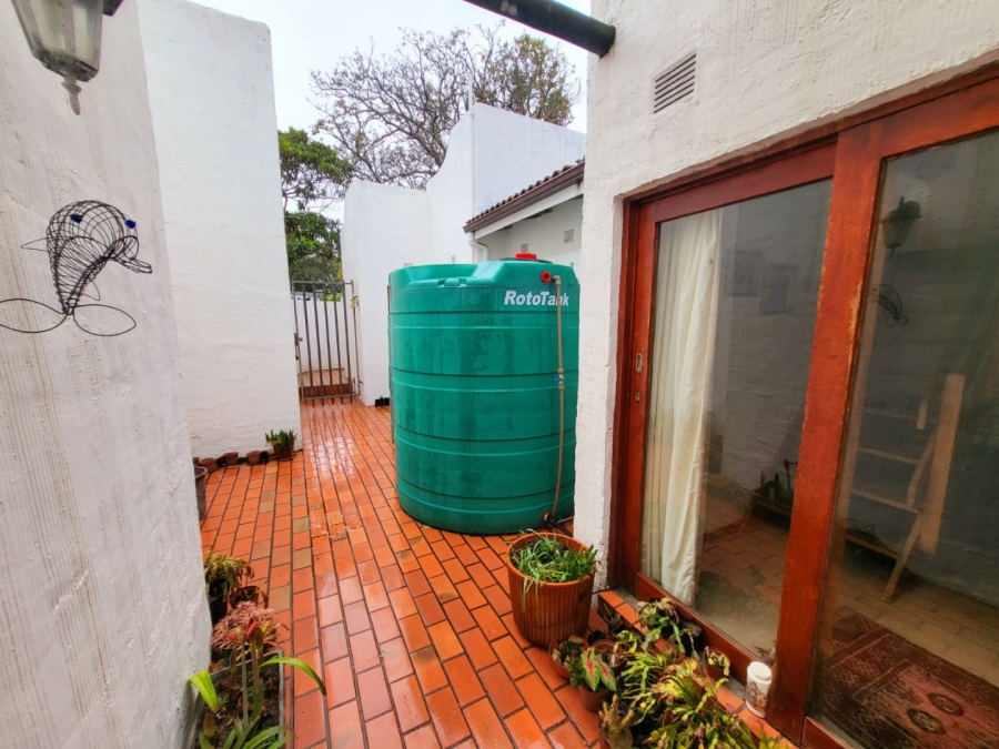 4 Bedroom Property for Sale in Glenmore KwaZulu-Natal