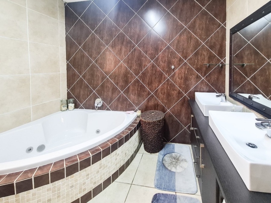 Commercial Property for Sale in Margate KwaZulu-Natal