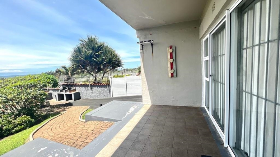 2 Bedroom Property for Sale in Uvongo KwaZulu-Natal
