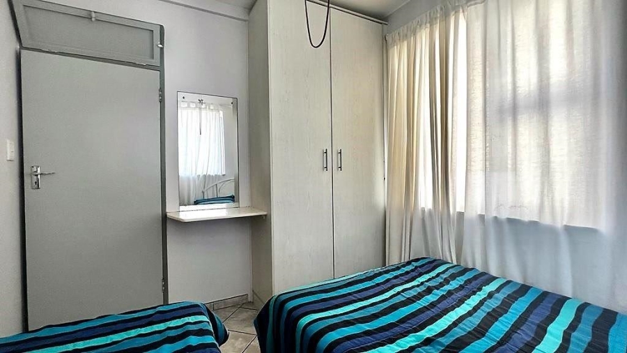 2 Bedroom Property for Sale in Uvongo KwaZulu-Natal