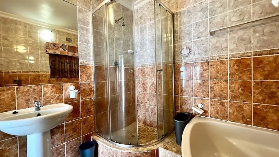 1 Bedroom Property for Sale in Manaba Beach KwaZulu-Natal