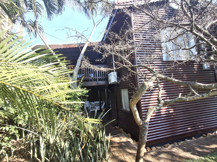 5 Bedroom Property for Sale in Marina Beach KwaZulu-Natal