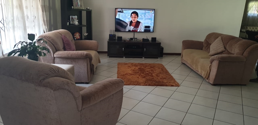 4 Bedroom Property for Sale in Umtentweni KwaZulu-Natal