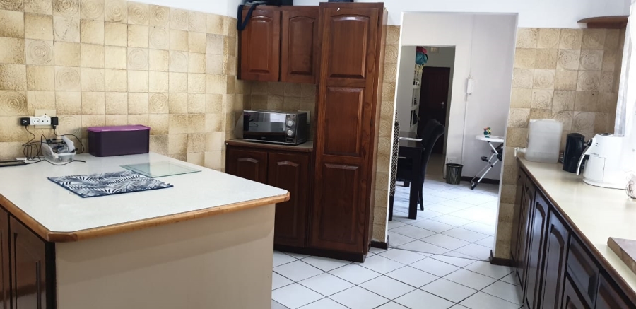 4 Bedroom Property for Sale in Umtentweni KwaZulu-Natal