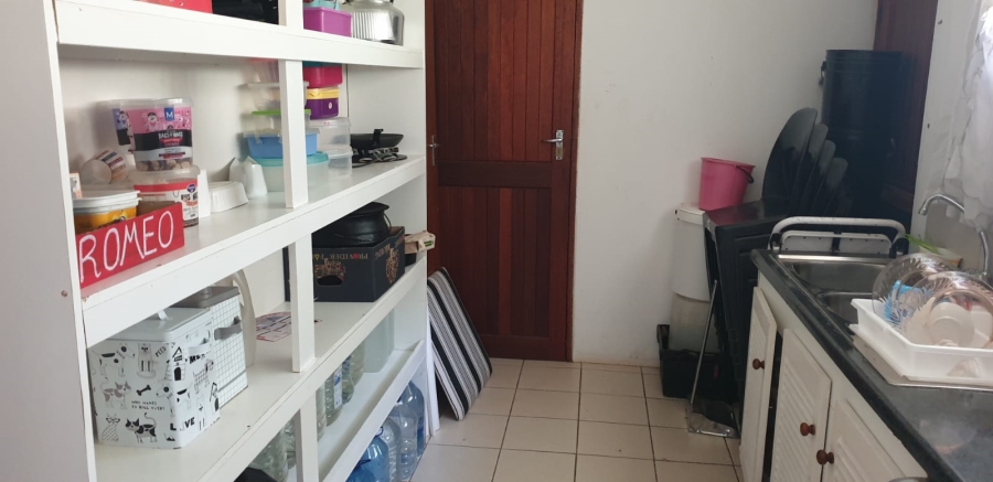 4 Bedroom Property for Sale in Umtentweni KwaZulu-Natal