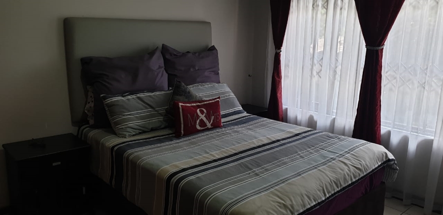 4 Bedroom Property for Sale in Umtentweni KwaZulu-Natal
