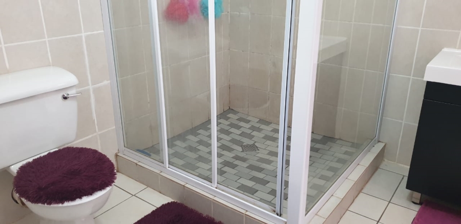 4 Bedroom Property for Sale in Umtentweni KwaZulu-Natal