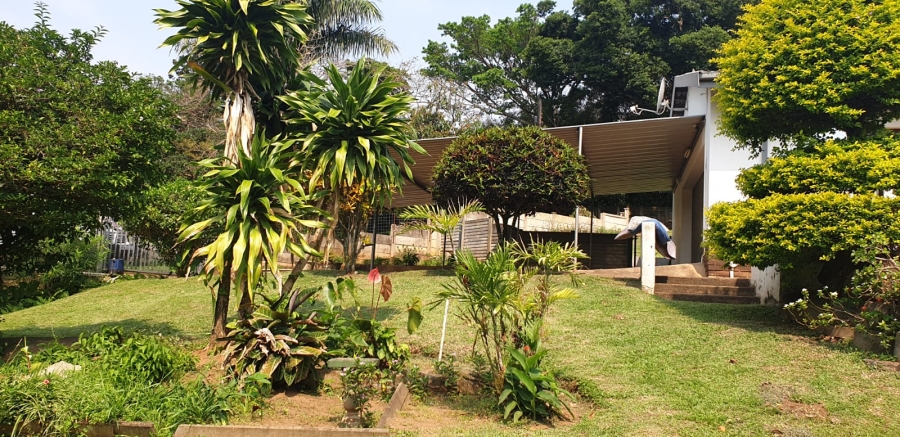 4 Bedroom Property for Sale in Umtentweni KwaZulu-Natal