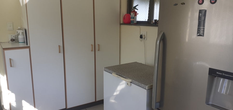 3 Bedroom Property for Sale in Hibberdene KwaZulu-Natal