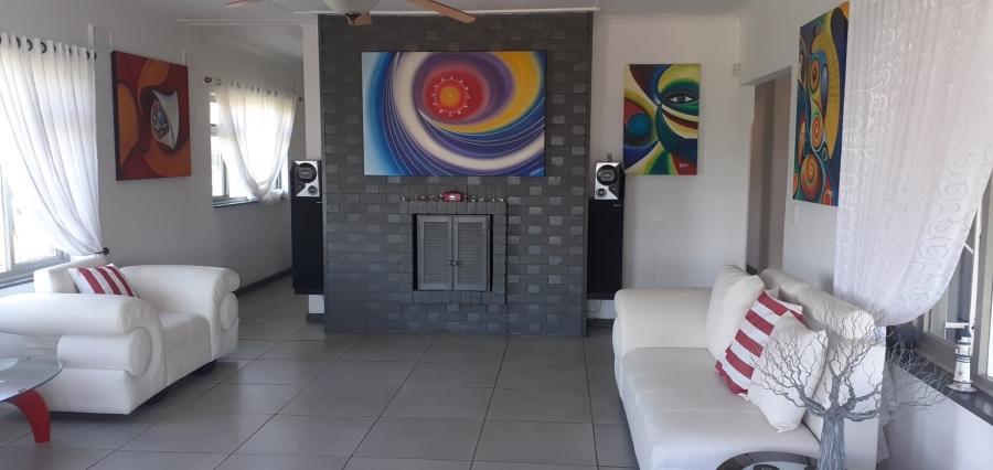 3 Bedroom Property for Sale in Hibberdene KwaZulu-Natal