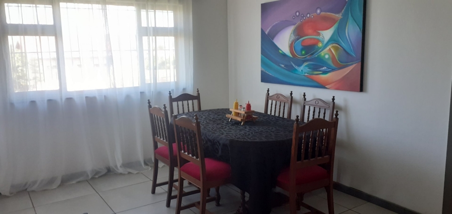 3 Bedroom Property for Sale in Hibberdene KwaZulu-Natal