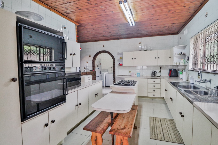 4 Bedroom Property for Sale in Sherwood KwaZulu-Natal