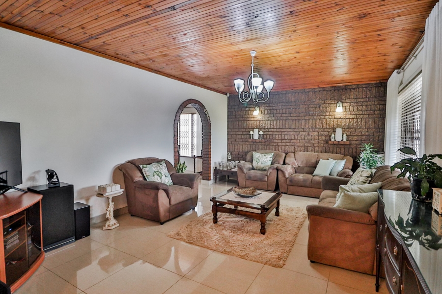 4 Bedroom Property for Sale in Sherwood KwaZulu-Natal