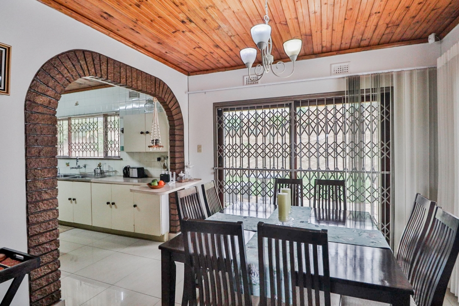 4 Bedroom Property for Sale in Sherwood KwaZulu-Natal