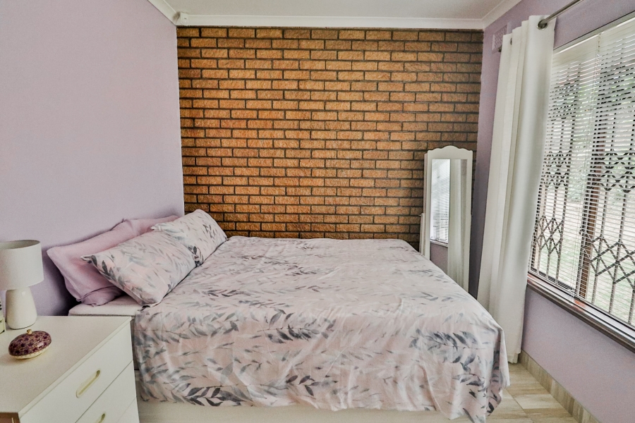 4 Bedroom Property for Sale in Sherwood KwaZulu-Natal