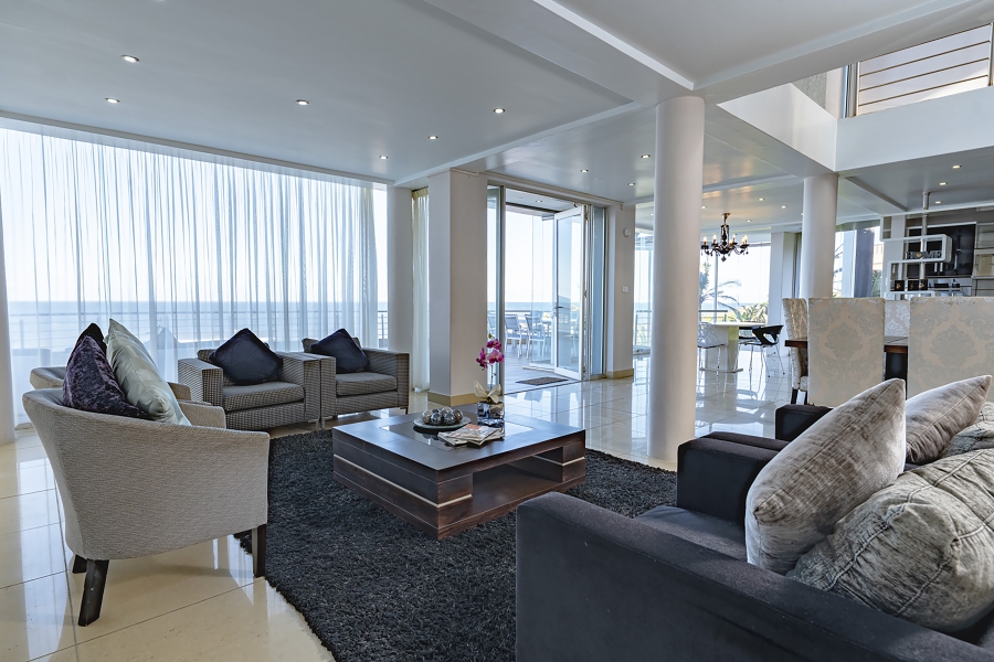 5 Bedroom Property for Sale in Tinley Manor KwaZulu-Natal