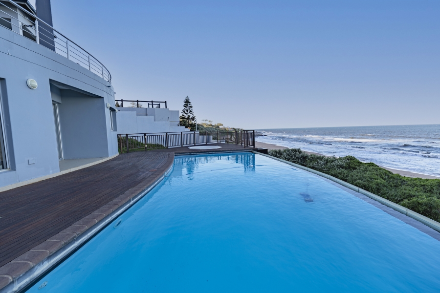 5 Bedroom Property for Sale in Tinley Manor KwaZulu-Natal