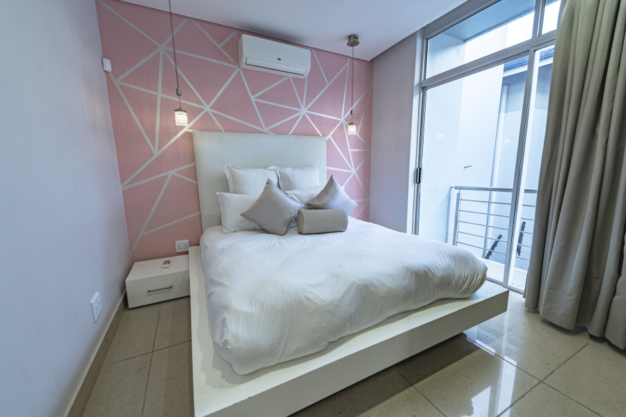 5 Bedroom Property for Sale in Tinley Manor KwaZulu-Natal