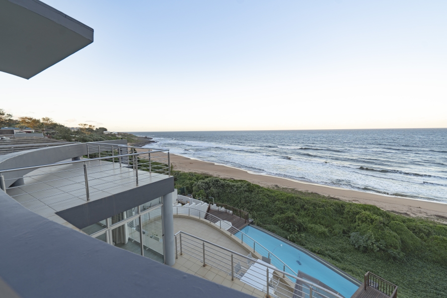5 Bedroom Property for Sale in Tinley Manor KwaZulu-Natal
