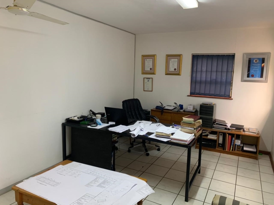 Commercial Property for Sale in Clarendon KwaZulu-Natal
