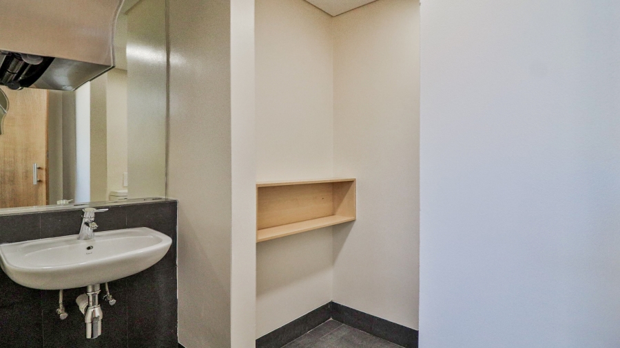 Commercial Property for Sale in Montrose KwaZulu-Natal