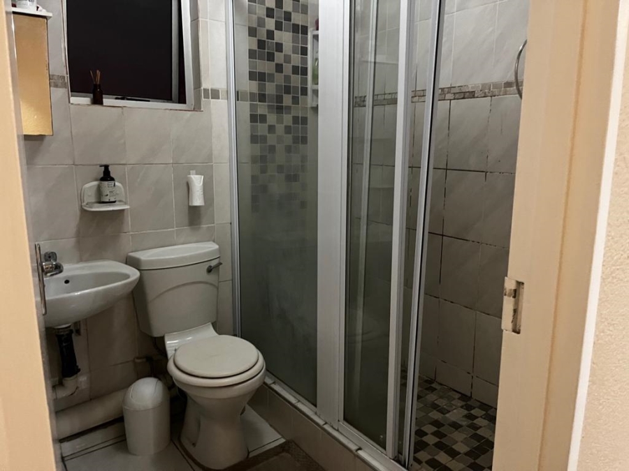 1 Bedroom Property for Sale in Meer En See KwaZulu-Natal