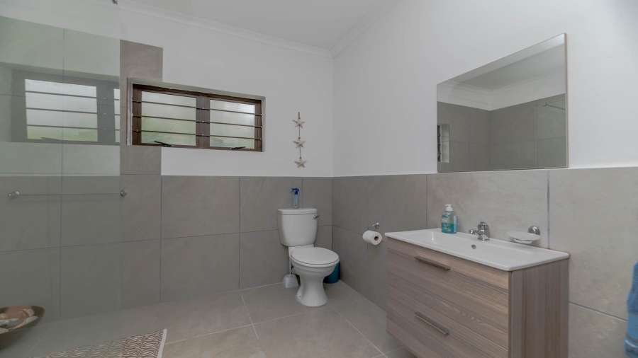 3 Bedroom Property for Sale in Tugela Mouth KwaZulu-Natal