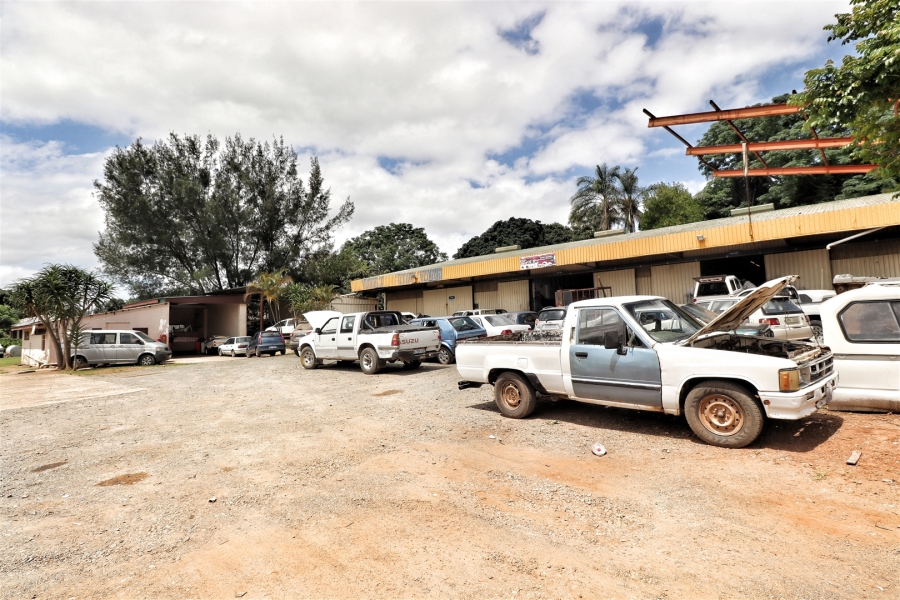 Commercial Property for Sale in Melmoth KwaZulu-Natal