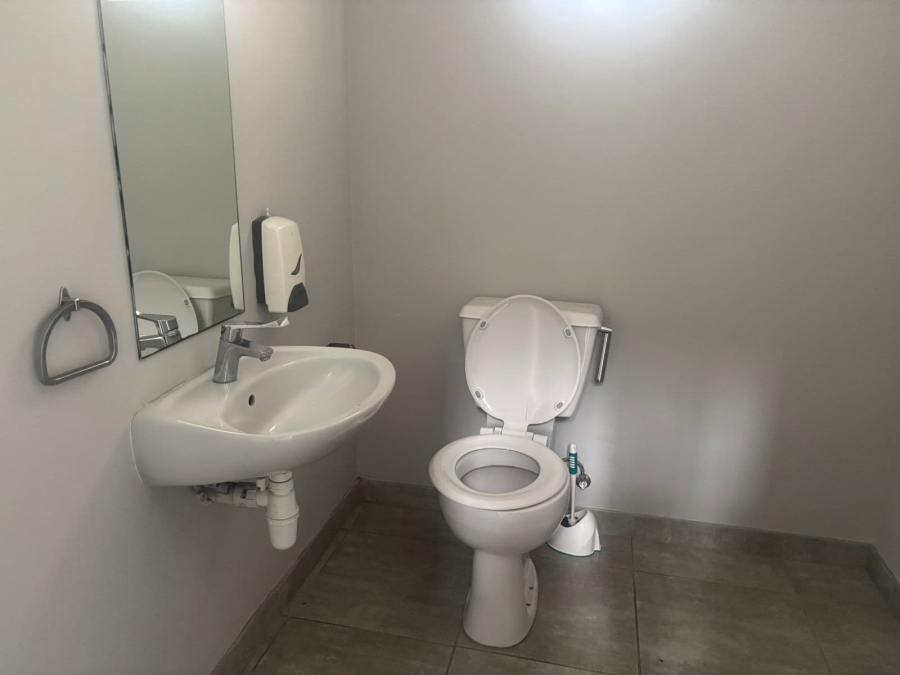 To Let commercial Property for Rent in Shakas Head KwaZulu-Natal