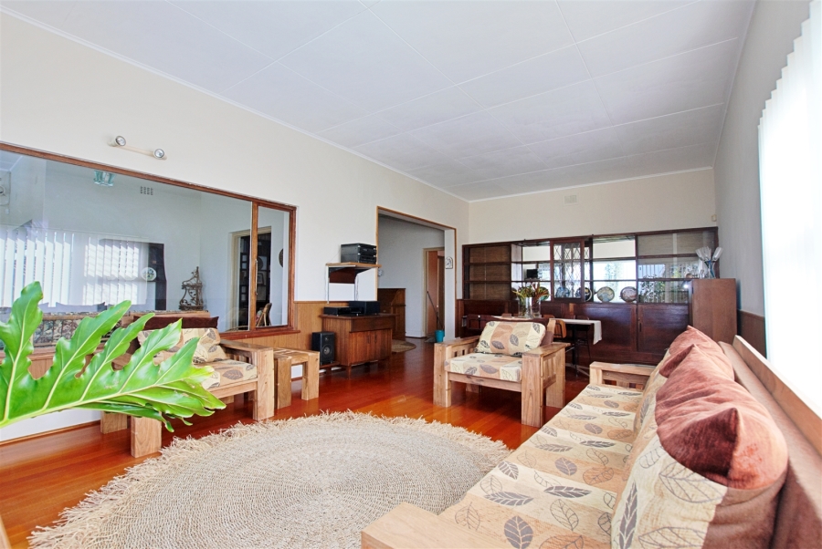 4 Bedroom Property for Sale in Umkomaas KwaZulu-Natal