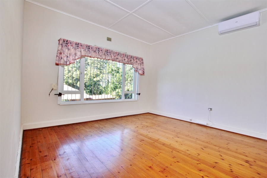 4 Bedroom Property for Sale in Umkomaas KwaZulu-Natal