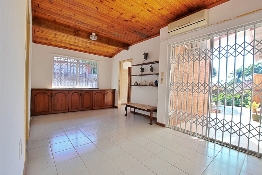 4 Bedroom Property for Sale in Umkomaas KwaZulu-Natal