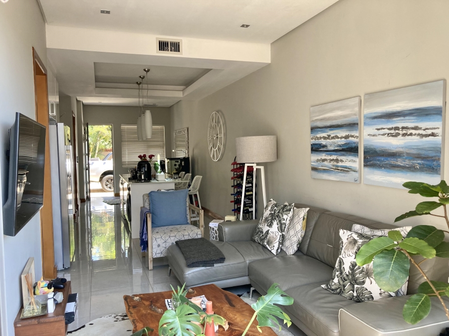 2 Bedroom Property for Sale in Shakas Rock KwaZulu-Natal