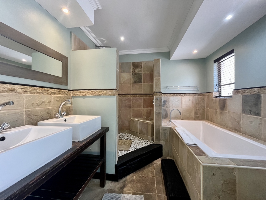 16 Bedroom Property for Sale in Salt Rock KwaZulu-Natal