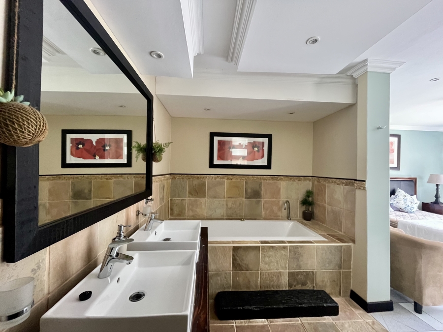 16 Bedroom Property for Sale in Salt Rock KwaZulu-Natal