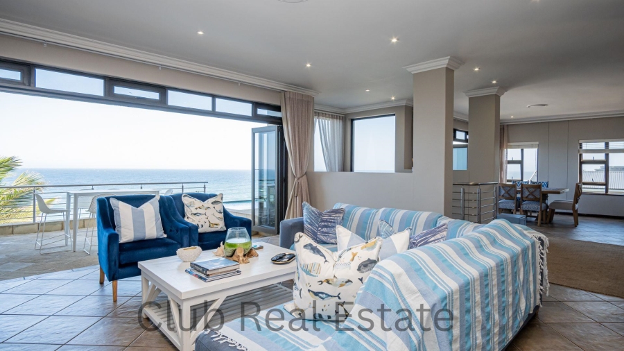 7 Bedroom Property for Sale in Willard Beach KwaZulu-Natal